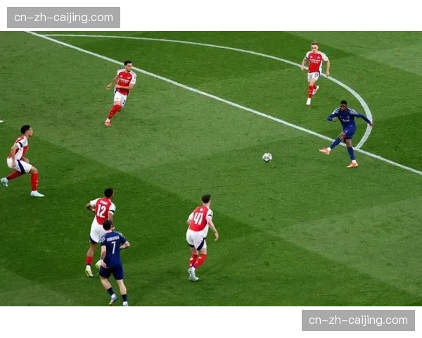 新生代教练对决：阿尔特塔与恩里克的战术哲学碰撞